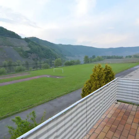 Apartment On The Moselle In Dhron